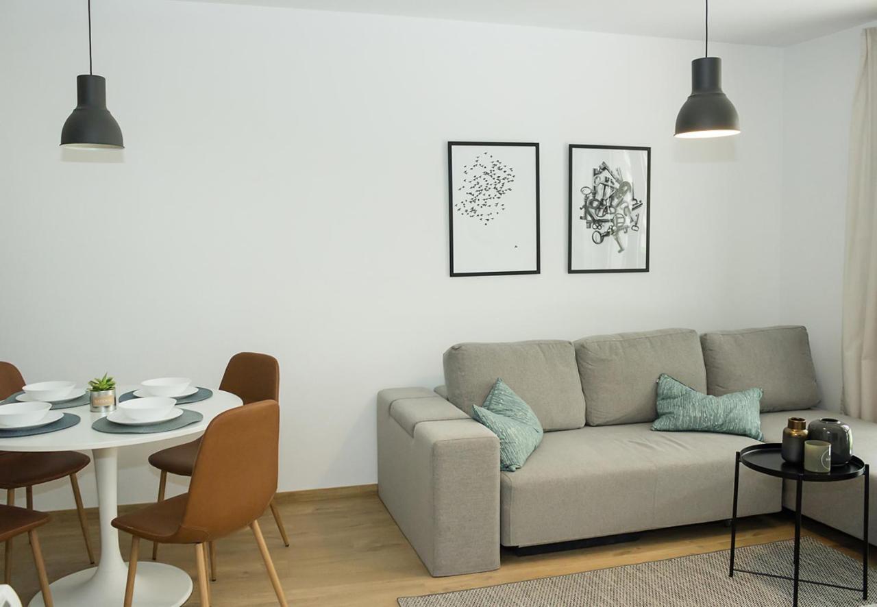Stylish Retreat High-End Flat Varna Downtown By Flat Mаnager エクステリア 写真